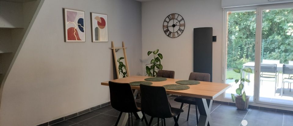 Maison 5 pièces de 85 m² à Condé-sur-l'Escaut (59163)