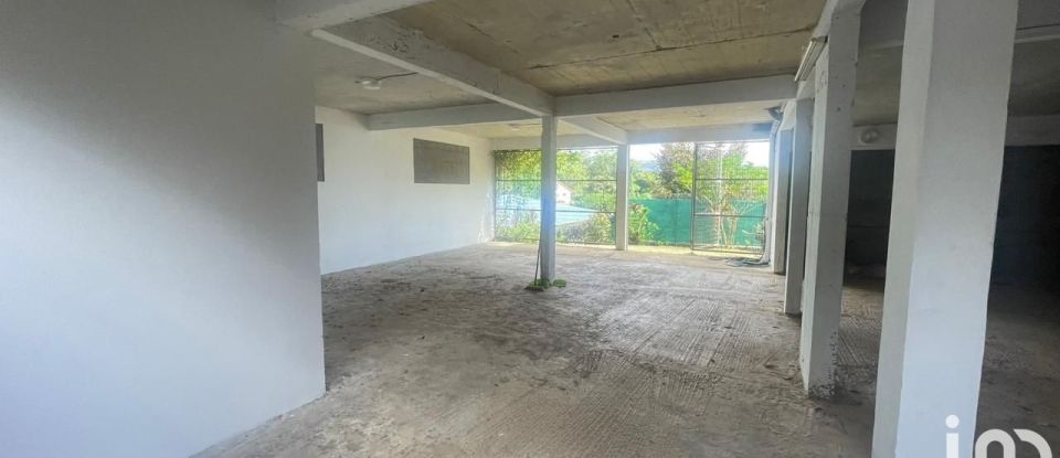 Maison 4 pièces de 166 m² à Le Lamentin (97232)