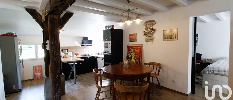 Maison de campagne 4 pièces de 107 m² à Unverre (28160)