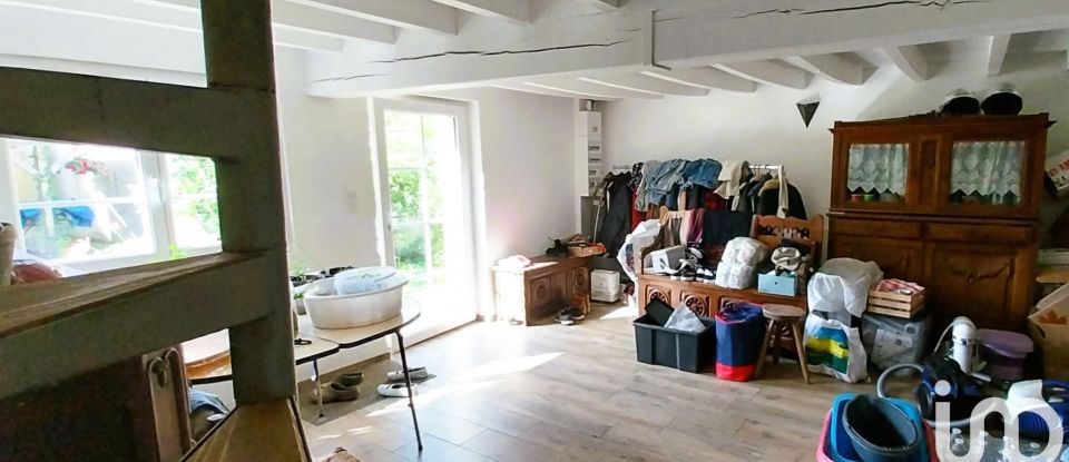 Maison de campagne 4 pièces de 107 m² à Unverre (28160)