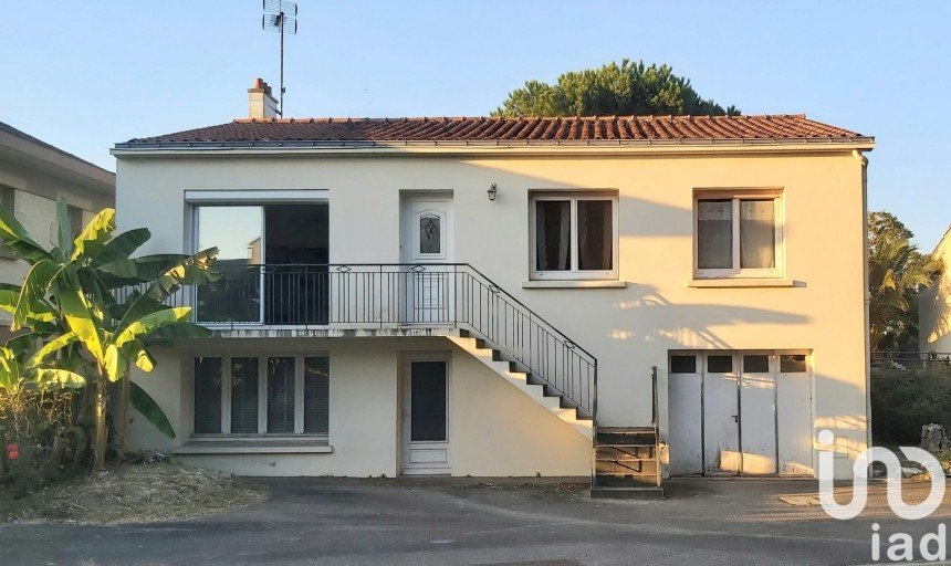 Maison 5 pièces de 120 m² à - (85430)