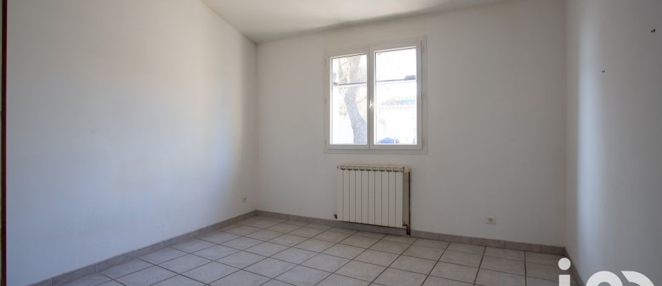 Maison 4 pièces de 110 m² à Tavel (30126)