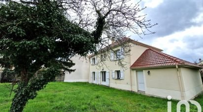 House 6 rooms of 141 m² in Le Pin (77181)