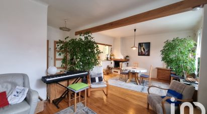 Maison traditionnelle 5 pièces de 82 m² à Carrières-sur-Seine (78420)