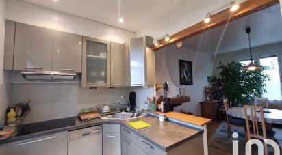 Maison traditionnelle 5 pièces de 82 m² à Carrières-sur-Seine (78420)