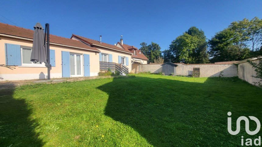 Maison traditionnelle 4 pièces de 84 m² à Presles-en-Brie (77220)