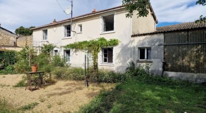 Village house 4 rooms of 134 m² in Saint-Macaire-du-Bois (49260)