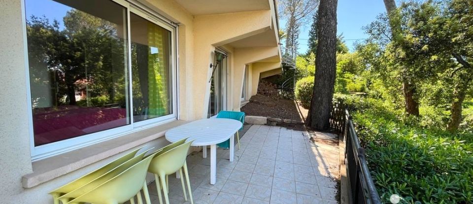 Apartment 3 rooms of 48 m² in Saint-Raphaël (83700)