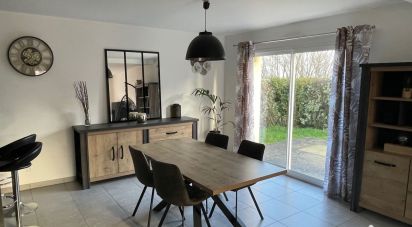 Maison 7 pièces de 132 m² à Saint-Georges-Montcocq (50000)