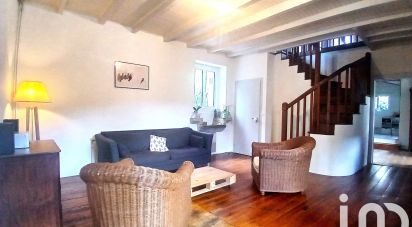 Village house 6 rooms of 160 m² in Douelle (46140)