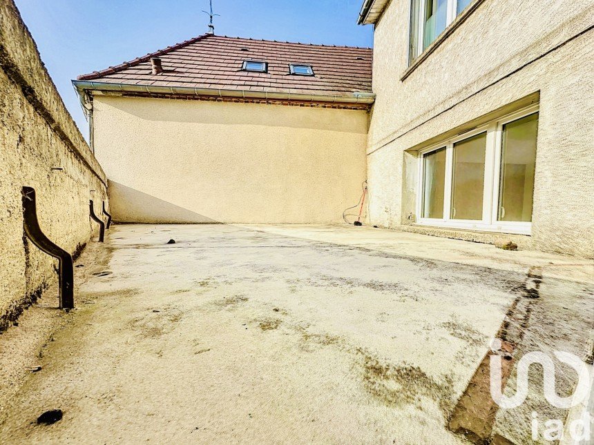 Village house 9 rooms of 165 m² in Cramant (51530)