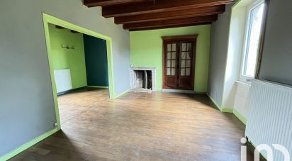 Maison de campagne 6 pièces de 121 m² à Magnat-l'Étrange (23260)