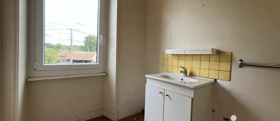 Maison de campagne 6 pièces de 121 m² à Magnat-l'Étrange (23260)