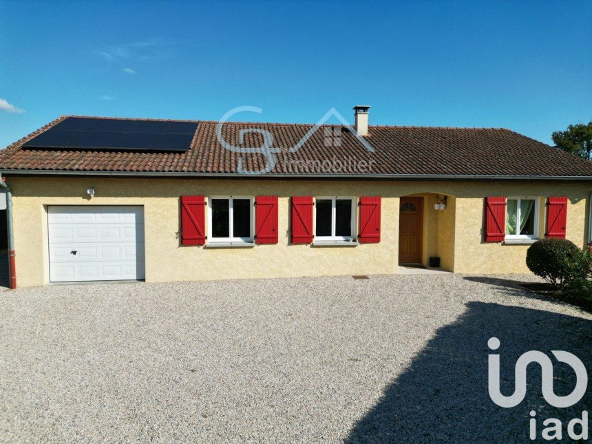 Maison traditionnelle 4 pièces de 107 m² à Vonnas (01540)