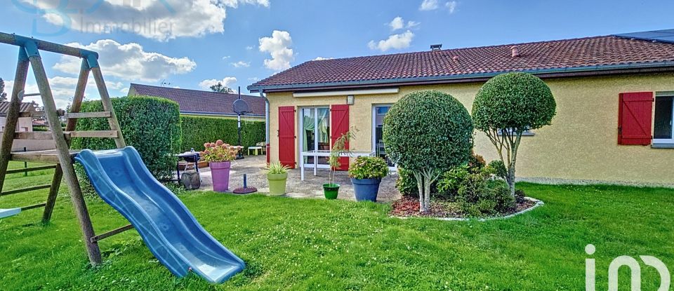 Maison traditionnelle 4 pièces de 107 m² à Vonnas (01540)