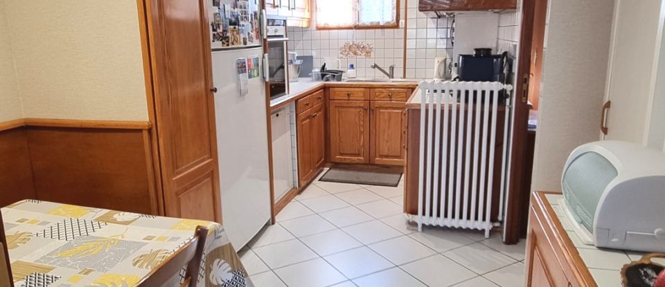 Maison 7 pièces de 140 m² à Villeneuve-le-Roi (94290)