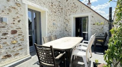 House 5 rooms of 146 m² in Le Plessis-Feu-Aussoux (77540)