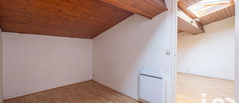 Appartement 2 pièces de 38 m² à Bordeaux (33800)