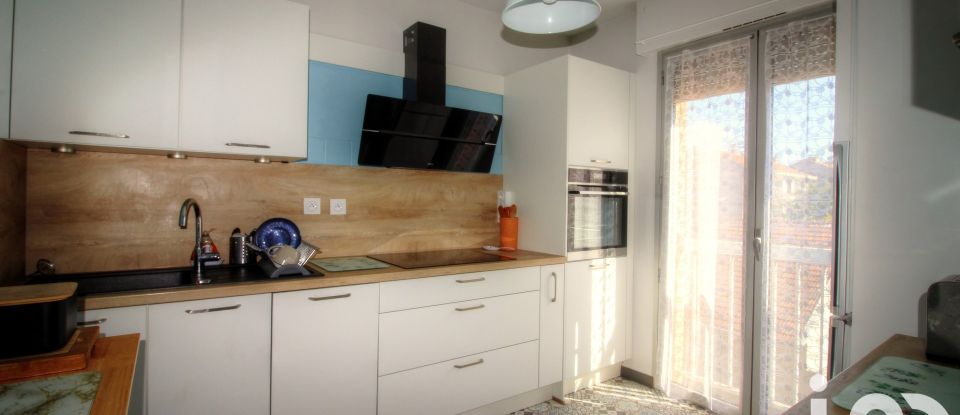 Appartement 3 pièces de 81 m² à Carpentras (84200)