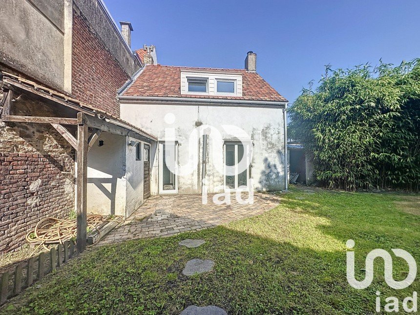 House 4 rooms of 71 m² in Saint-Étienne-au-Mont (62360)