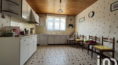 Town house 8 rooms of 151 m² in Pouzauges (85700)