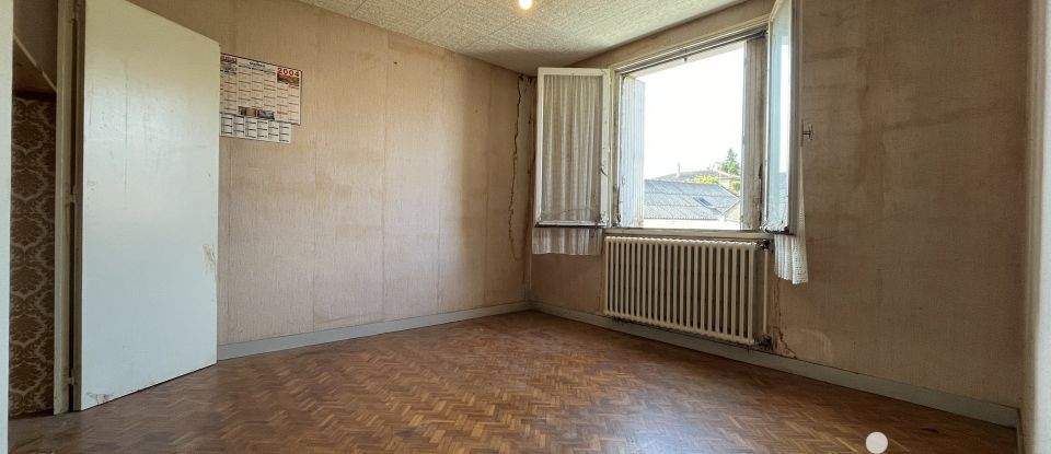 Maison de ville 8 pièces de 151 m² à Pouzauges (85700)