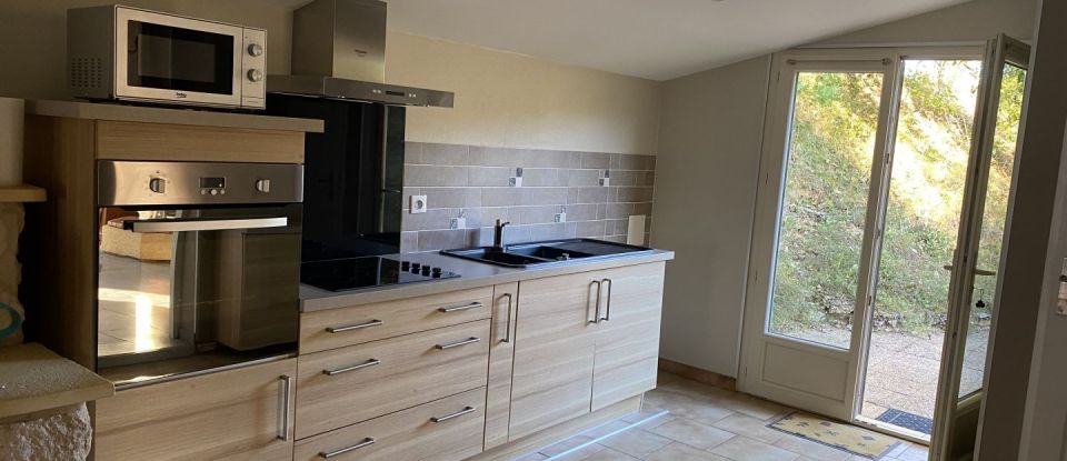 Maison 3 pièces de 88 m² à Journiac (24260)