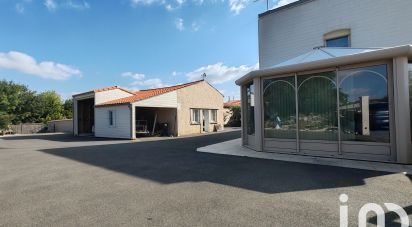 House 5 rooms of 130 m² in La Taillée (85450)