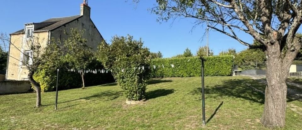 House 6 rooms of 147 m² in Sainte-Lizaigne (36260)