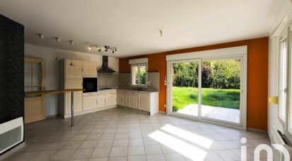 Maison 4 pièces de 110 m² à Acquin-Westbécourt (62380)