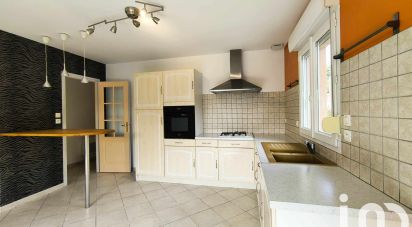 Maison 4 pièces de 110 m² à Acquin-Westbécourt (62380)