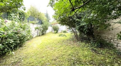 House 7 rooms of 120 m² in Saint-Maur-des-Fossés (94100)