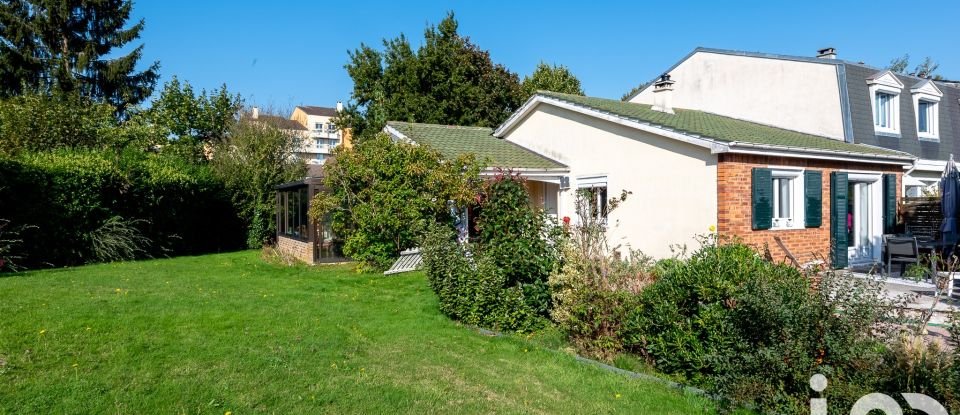 House 3 rooms of 72 m² in Élancourt (78990)