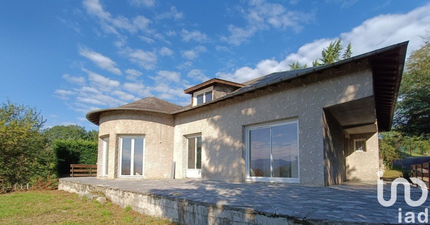 House 6 rooms of 185 m² in Montréjeau (31210)