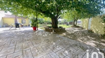 House 8 rooms of 250 m² in Lapalud (84840)