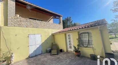 Maison 8 pièces de 250 m² à Lapalud (84840)