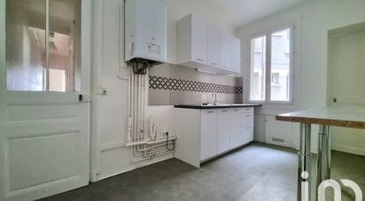 Apartment 1 room of 30 m² in Reims (51100)