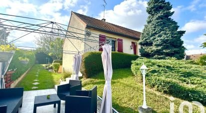 House 6 rooms of 133 m² in Cours-les-Barres (18320)