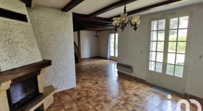 House 6 rooms of 122 m² in Bouzy-la-Forêt (45460)