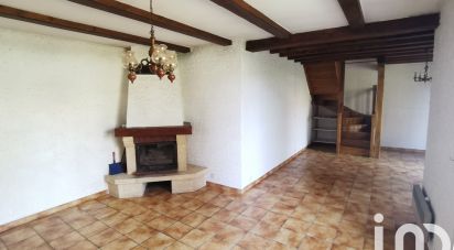 House 6 rooms of 122 m² in Bouzy-la-Forêt (45460)