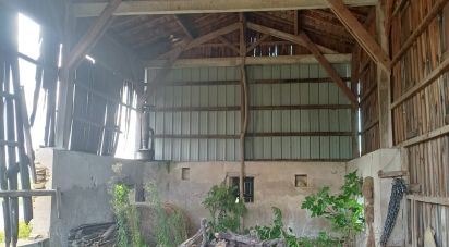 Barn conversion 1 room of 83 m² in Savignac (33124)