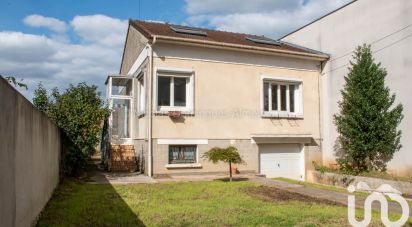 Traditional house 5 rooms of 120 m² in Paray-Vieille-Poste (91550)