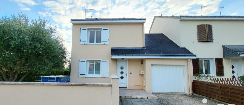 Traditional house 4 rooms of 78 m² in Châtellerault (86100)