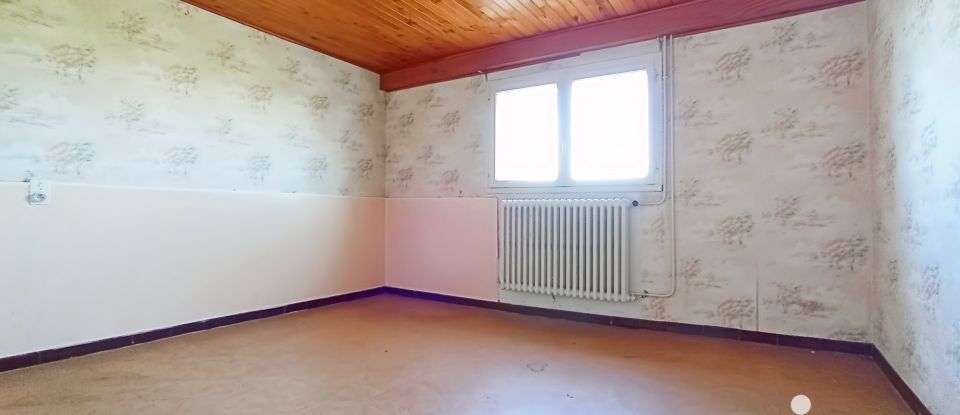 Traditional house 6 rooms of 159 m² in Champdieu (42600)