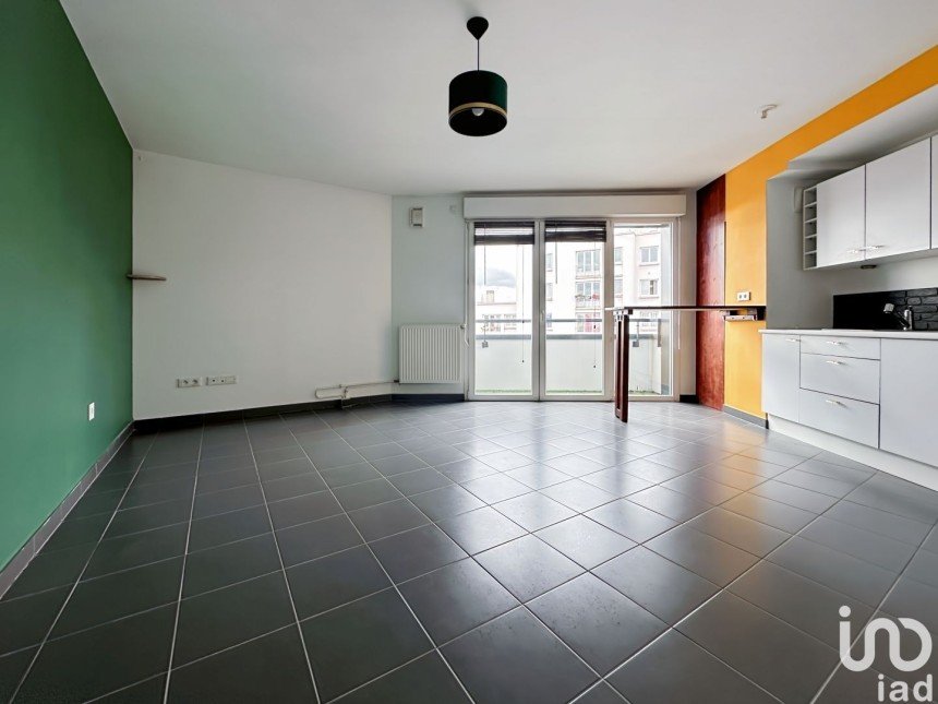 Appartement 1 pièce de 32 m² à Montreuil (93100)