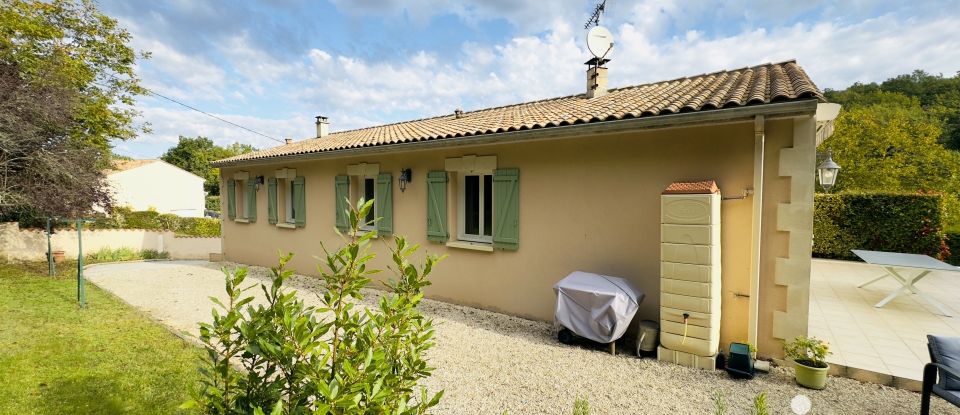 House 6 rooms of 145 m² in Mouthiers-sur-Boëme (16440)