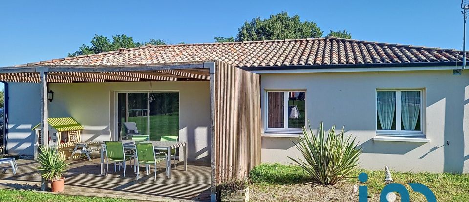 Maison 6 pièces de 117 m² à Fleurance (32500)