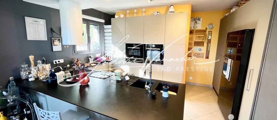 House 3 rooms of 145 m² in Mandelieu-la-Napoule (06210)