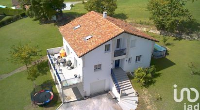 Traditional house 8 rooms of 162 m² in Urcuit (64990)