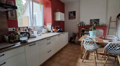 Maison 5 pièces de 105 m² à Conlie (72240)